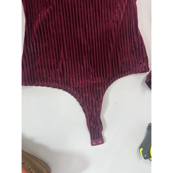 Lulus Womens Striped Cutout Burgundy Velvet Bustier Bodysuit Size Medium Balloon - Picture 10 of 15